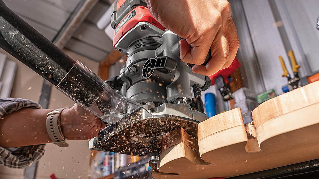 Precision and Control with the PXC 18V Brushless Plunge Router | ozito ...